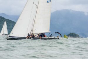 regata-325